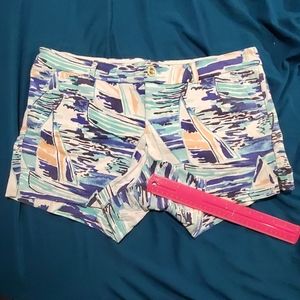 Lilly Pulitzer sizr 14 Callahan 5" inseam short.
